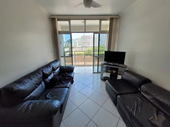 Imagem PITANGUEIRAS – UMA QUADRA DA PRAIA, MARAVILHOSO APARTAMENTO TOTALMENTE REFORMADO, GARAGEM NO PRÉDIO, LOCALIZAÇÃO PRIVILEGIADA.