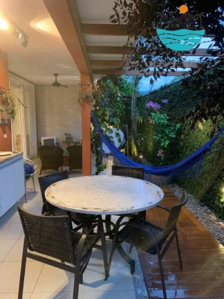 Imagem Casa em condomínio para locação em Juquehy com 4 suítes, Acomoda 12 pessoas a 150 metros da praia | Juquehy Imobiliária