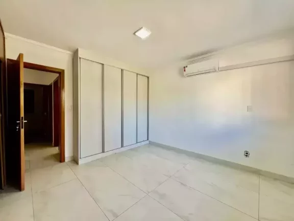 Imagem 4VAGAS+SUÍTE+3QUARTOS+ARMÁRIOS