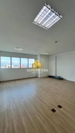 Invista no seu negócio com esta sala comercial de 39m²! Localizada no edifício mais cobiçado do ...