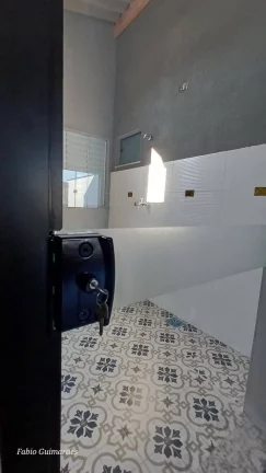 Imagem Compre esta linda casa no Ipê em Pindamonhangaba