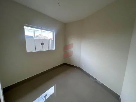 Imagem CASA com 2 dormitórios à venda com 190m² por R$ 485.000,00 no bairro Jardim Cláudia - PINHAIS / PR