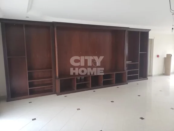 Imagem Cobertura ampla e super iluminada. Conta com pé direito alto em todo o apartamento ambientes amplos...