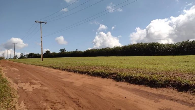 Imagem Terreno à venda, 1000 m² por R$ 160.000,00 - Centro - Avaré/SP