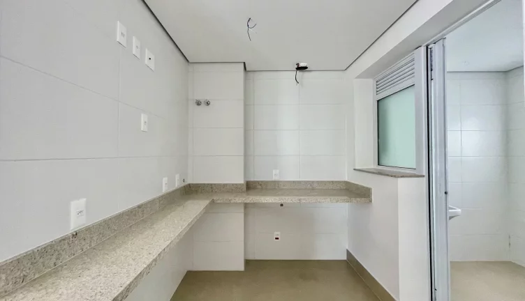 Imagem Apartamento com 3 dormitórios à venda, 127 m por R$ 3.990.000,00 - Riviera