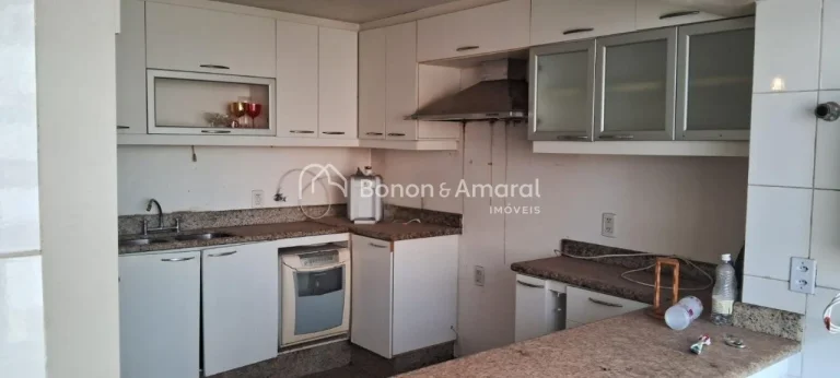 Imagem Apartamento à Venda no bairro Cambuí, Campinas ? Excelente Oportunidade de Retrofit

Este apartame...