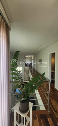 Imagem Linda Casa de Esquina, Toda Mobiliada - Oportunidade Imperdível!