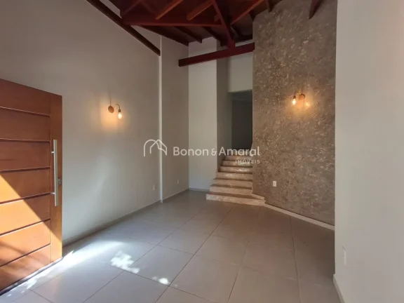 Imagem Ótima oportunidade com um preço imperdível!!

Esta casa está localizada em um condomínio fechad...