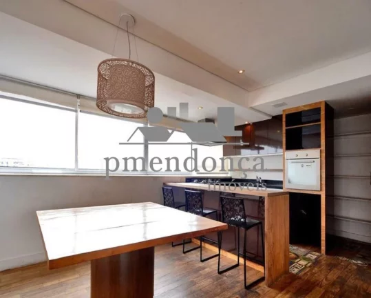 Imagem Linda Cobertura duplex com 245m² em rua tranquila do Alto de Pinheiros.
