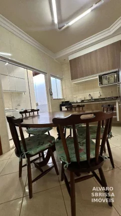 Imagem Casa com três dormitórios no Condomínio Rio Branco em Salto SP