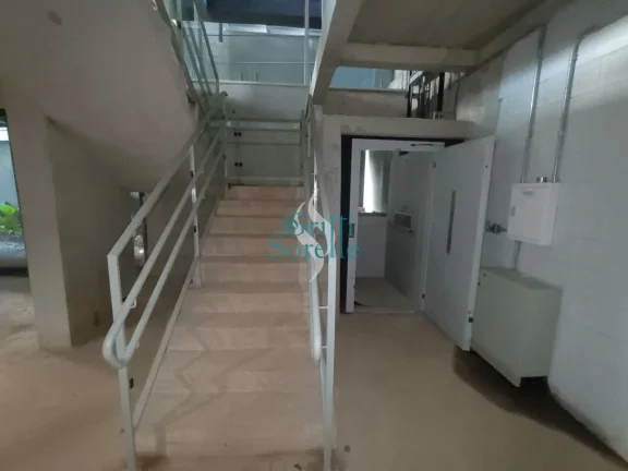 Imagem Loja/Ponto Comercial à venda em Pinheiros - São Paulo/SP.