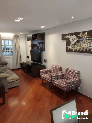 Imagem Ótimo sobrado e localização!3 dormitórios com suíte e closet.