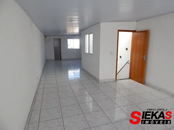 Imagem Casa à venda na Penha, São Paulo-SP com 3 quartos, 3 suítes e 6 vagas de garagem!