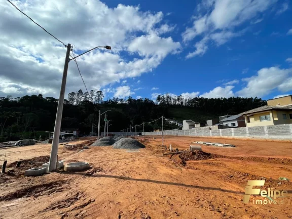 Imagem Lote em Condomínio Urbano de casas no Centro de Santa Teresa... Não é loteamento, é Condomínio FECHADO !!!