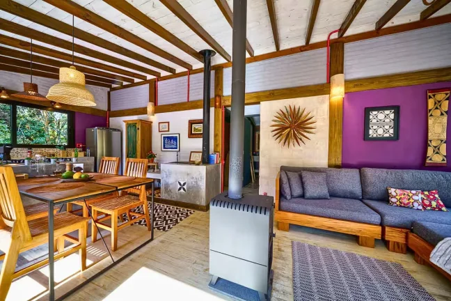 Imagem Cabana Moderna: Onde a Arquitetura se Mescla com a Floresta de Gonçalves
