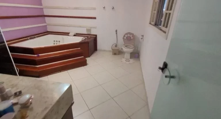 Imagem Sobrado com 5 dormitórios à venda, 703 m² por R$ 1.600.000,00 - Cidade Edson - Suzano/SP