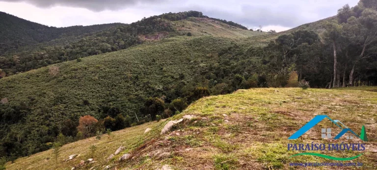 Imagem Terreno Rural em Gonçalves - Uma Experiência Sensorial Inesquecível!