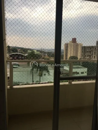 Imagem Com 138m² de área privativa, o imóvel oferece uma ampla sala para dois ambientes (jantar e estar)...