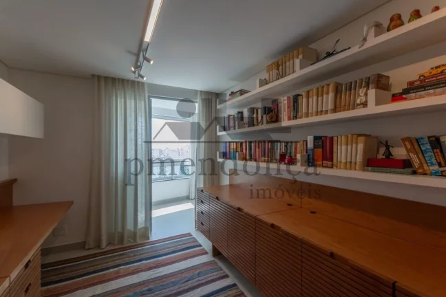 Imagem Apartamento à venda em Perdizes com 4 suítes e 4 vagas, 230m2