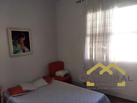 Imagem Casa com 3 dormitórios e 8 vagas para Venda ou Aluguel - Centro - Jundiaí/SP