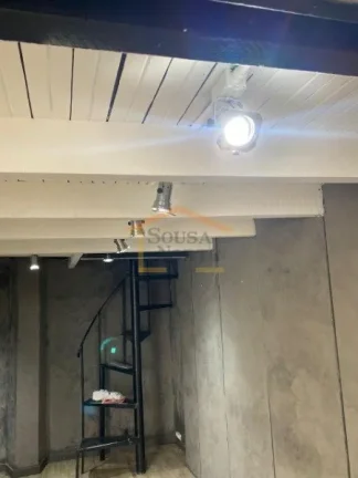 Imagem Loja na Galeria do Rock. Imóvel perfeito para investidores em edifício histórico de São Paulo, c...