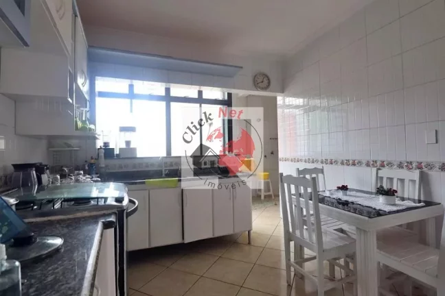 Imagem Amplo Apartamento em Prédio Sem Condomínio à Venda no bairro Vila Guiomar em Santo André