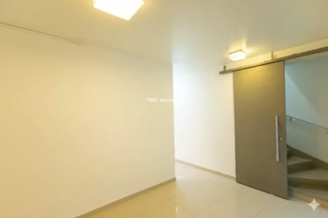 Imagem Conjunto Comercial em Indianópolis, com 118m²