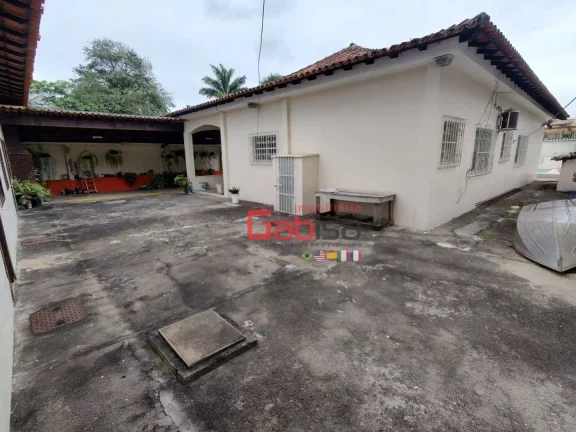 Imagem Casa com 3 dormitórios à venda, 180 m² por R$ 2.300.000,00 - Palmeiras - Cabo Frio/RJ