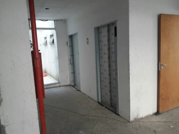 Imagem Prédio Comercial de Alto Padrão no Jardim do Mar - São Bernardo do Campo-SP: 20 Banheiros, 10 Vagas de Garagem, 1.882m² de Área - Venda ou Locação.