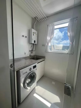 Imagem Apartamento com 2 suítes e 2 vagas de garagem no Bairro Pioneiros em Balneário Camboriú/SC