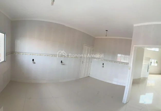 Imagem Esta casa moderna no Condomínio Mirante do Lenheiro combina arquitetura imponente, ambientes bem di...
