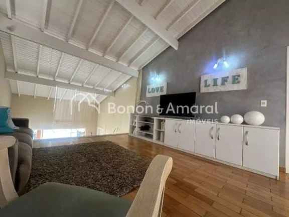 Imagem Casa com 3 dormitórios sendo 1 suíte, closet e varanda com linda vista, sala de jantar, estar e TV...