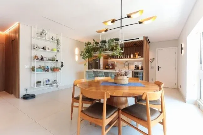 Imagem Apartamento com 133 m², distribuído em 3 dormitórios, sendo 3 suítes, sala ampla integrada, cozi...