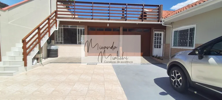 Imagem Encantadora Casa 4 Quartos em Biguaçu