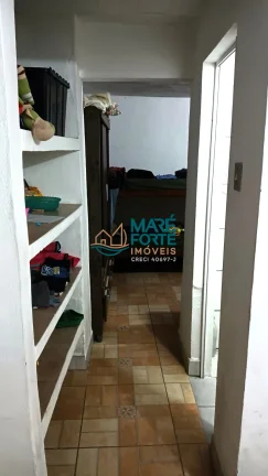 Imagem AMPLA CASA RECÉM REFORMADA COM 2 EDÍCULAS BEM PERTO DA PRAIA!