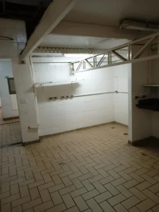 Imagem Alugo 2 Salões Comerciais, no Parque das Nações.