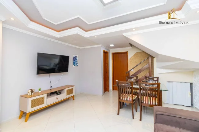 Imagem Sobrado SEMIMOBILIADO com 2 quartos + ático à venda, 108 m² por R$ 499.000 - Xaxim - Curitiba/PR