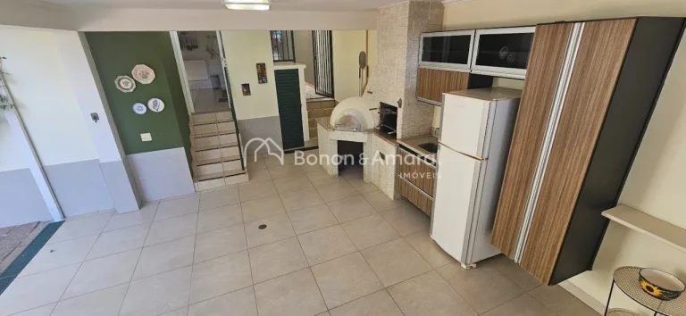 Imagem Linda casa à venda muito bem localizada dentro do condomínio Colinas do Ermitage, a casa conta em ...