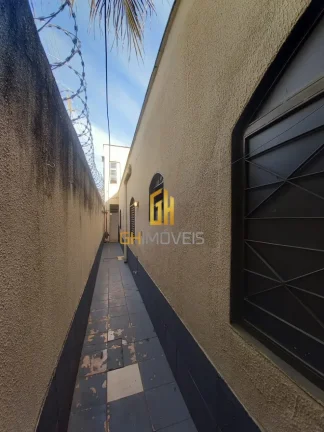 Imagem Casa com 3 quartos no Setor Recanto Minas Gerais, em terreno com 360,25m² com 242,89m² de área co...
