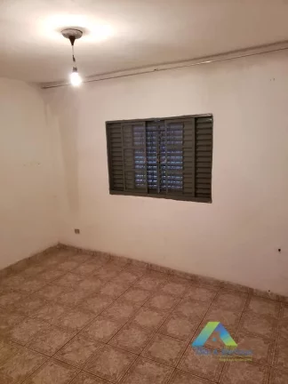 Imagem Sobrado a venda com 03 quartos, proximo a Av do Cursino por R$ 297 mil
