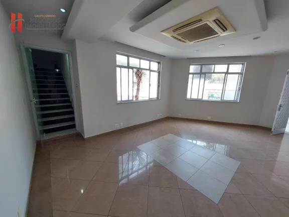 Imagem Excelente Casa Comercial com + de 300m² no Jd 25 de Agosto.