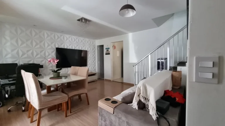 Imagem Casa para Venda em Rio de Janeiro, RAMOS, 2 dormitórios, 2 suítes, 3 banheiros, 1 vaga
