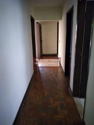 Imagem Casa térrea com edícula à venda em Jardim Esmeralda Região da Cidade Dutra SP. 300m², 3 dormitórios, 2 banheiros, 4 Vagas de garagem por R$800.000. Oportunidade!