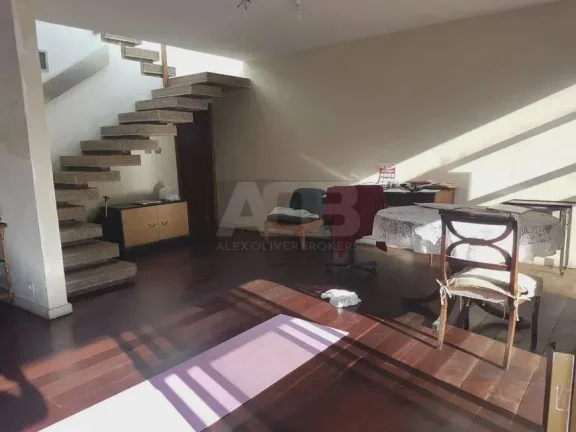 Imagem Cobertura Duplex à venda no Leblon, 4quartos, 326m2, 3vagas, vista mar!