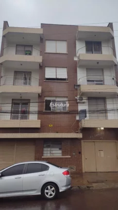 Apartamento de 2 dormitórios bem localizado no bairro Nossa Senhora do Rosário