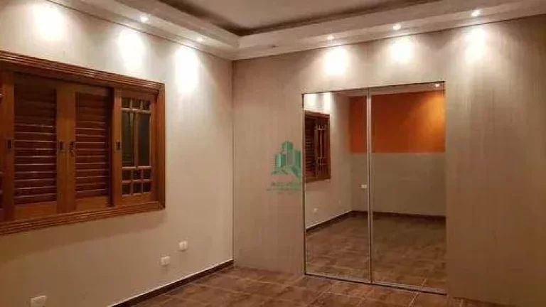Imagem Sobrado com 2 dormitórios à venda, 126 m² por R$ 690.000,00 - Parque Flamengo - Guarulhos/SP