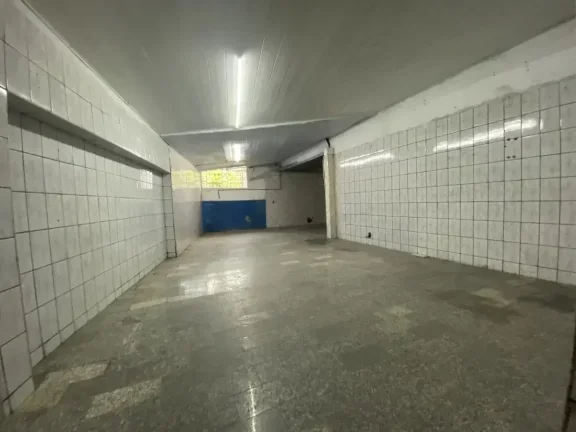 Imagem Galpão em Local Estratégico no Pontilhão – Excelente Oportunidade Comercial!