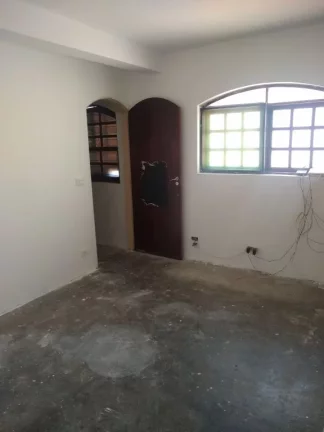 Imagem Casa Em Rua Tranquila No Parque Continental