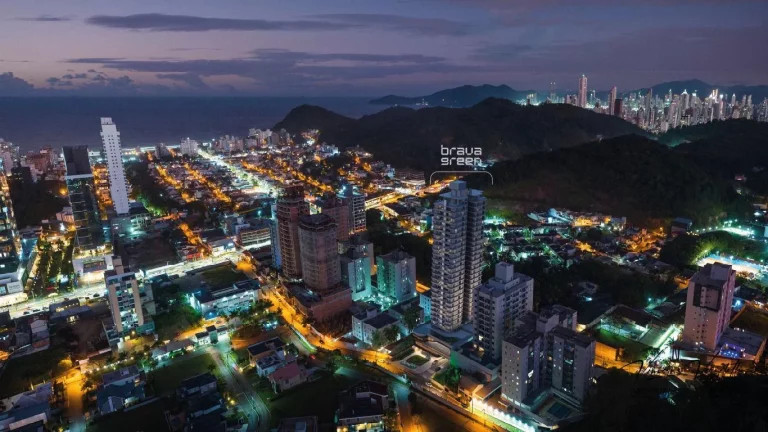 Imagem Lançamentos para Venda em Itajaí / SC no bairro Praia Brava de Itajaí