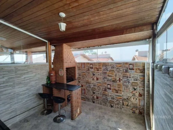 Imagem Lindo Sobrado em condomínio de 02 Dormitórios com cozinha planejada - Mobiliada!